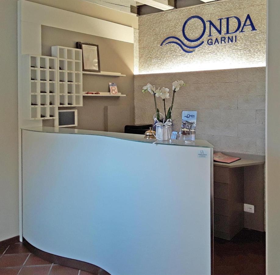 Garni Onda Hotell Torri Del Benaco Exteriör bild