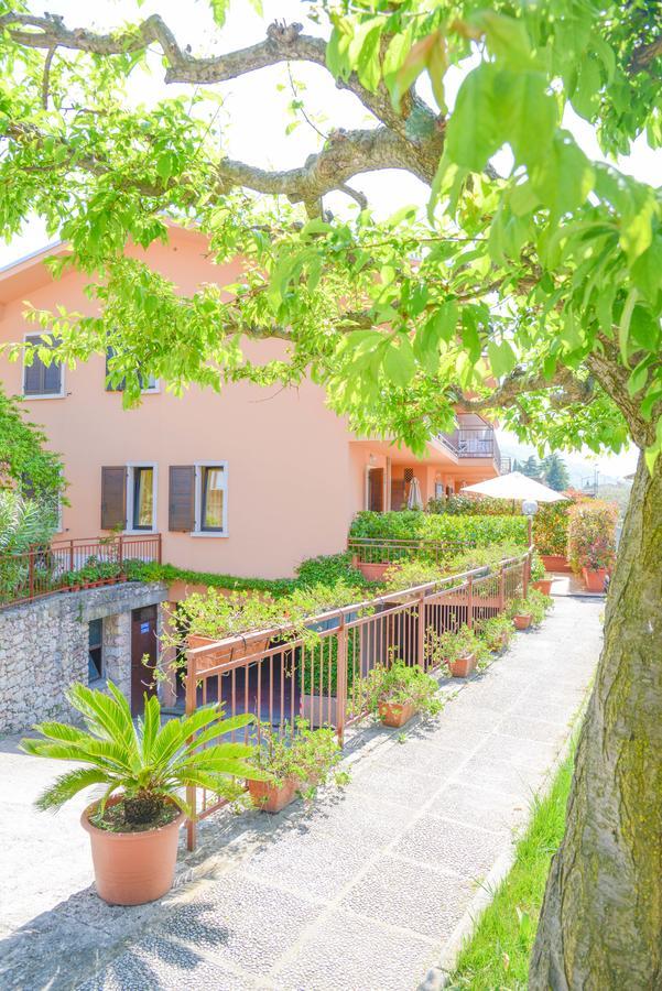 Garni Onda Hotell Torri Del Benaco Exteriör bild