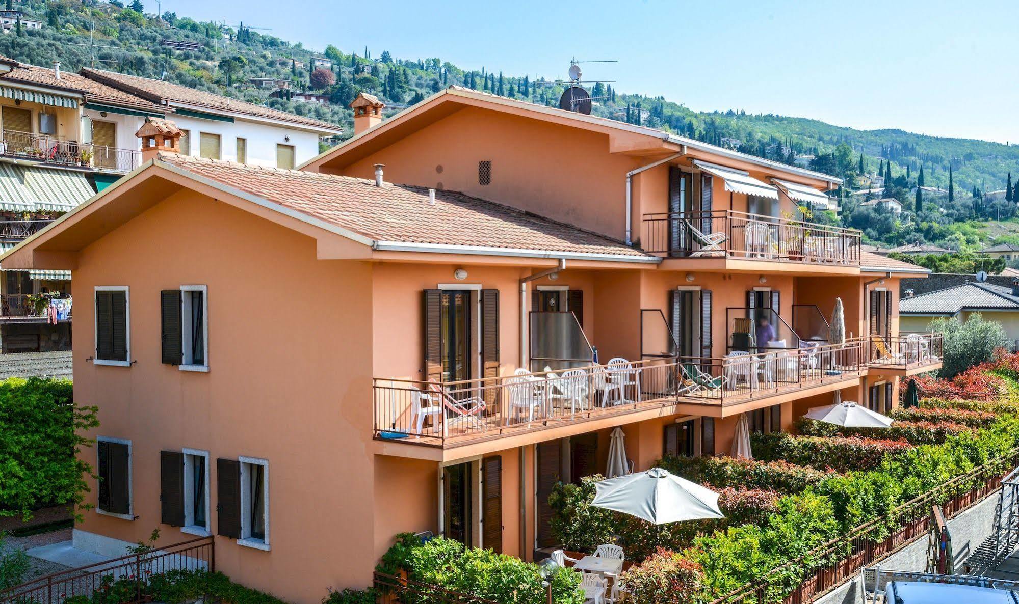 Garni Onda Hotell Torri Del Benaco Exteriör bild