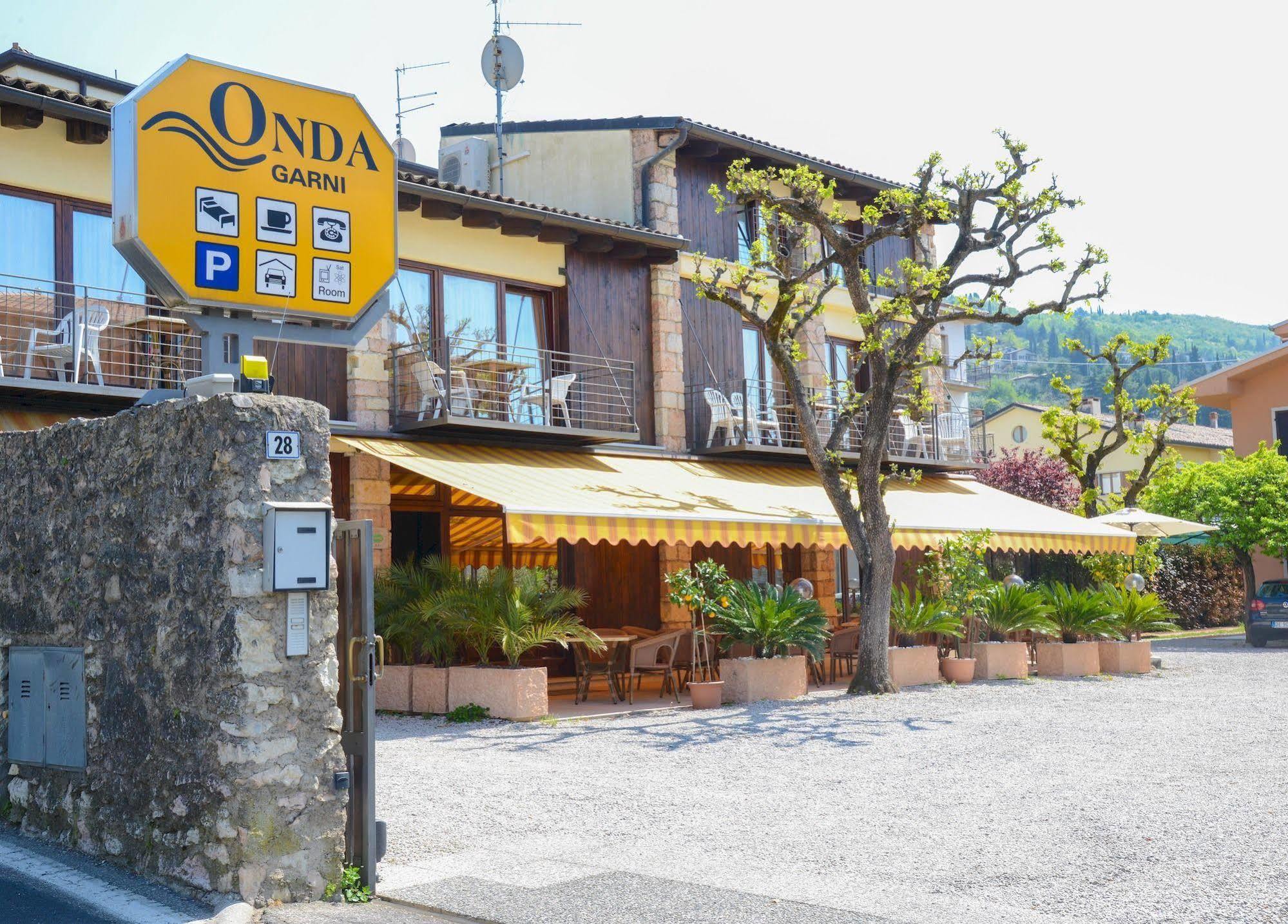 Garni Onda Hotell Torri Del Benaco Exteriör bild